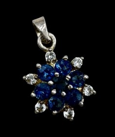 Stunning Vintage Sterling Silver & Gemstone Pendant