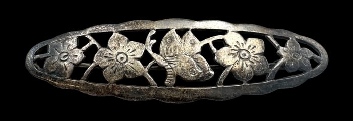 Charming Vintage European 835 Silver Pierced Flower Bar Brooch Pin