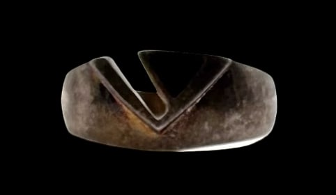 Vintage Mid-Century Modern Sterling Silver & Black Onyx Triangle Ring