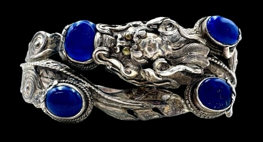 Very unusual Vintage Sterling Silver & Lapis Lazuli Dragon Bracelet