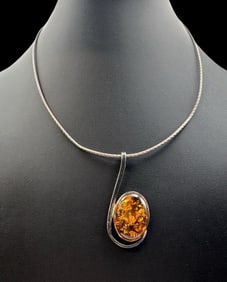 Stunning Vintage Sterling Silver & Baltic Amber Necklace