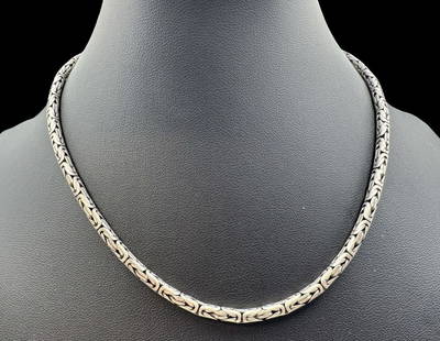 Stylish Vintage Sterling Silver Byzantine Rope Chain Necklace /w Toggle Clasp: Very good vintage condition with minor patina according to age. Measures approx. 15" long & 1/4" wide & weighs ca. 33.9 grams. Marked for Sterling Silver. SHIPPING: We ship in-house and charge a flat