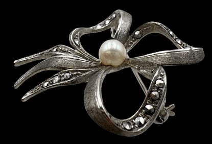 Vintage Sterling Silver & Pearl Bow Brooch Pin