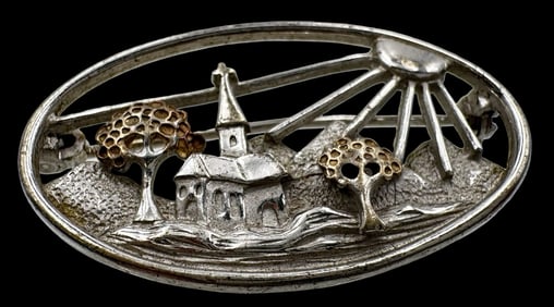 Very Rare & Unusual Vintage Sterling Silver Town Scene Brooch Pin