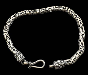 Ornate Vintage Sterling Silver Byzantine Rope Chain Bracelet: Very good vintage condition with minor patina according to age. Measures approx. 7" long x 1/4" wide and weighs ca. 13.6 grams. Marked for Sterling Silver. SHIPPING: We ship in-house and charge a flat