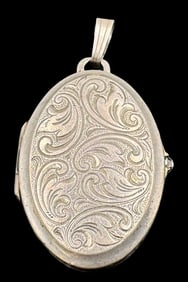 Ornate Vintage KORDES & LICHTENFELS Germany 835 Silver Picture Locket Pendant