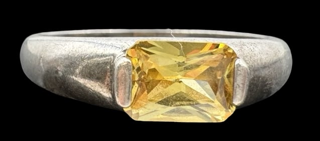 Charming Sterling Silver & Yellow Gemstone Ring