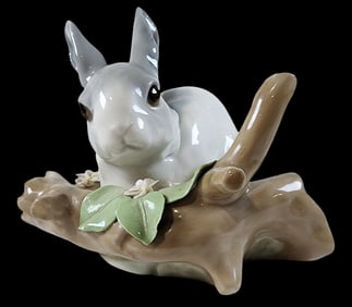 Vintage LLADRO Spain Porcelain Figurine "Bunny"