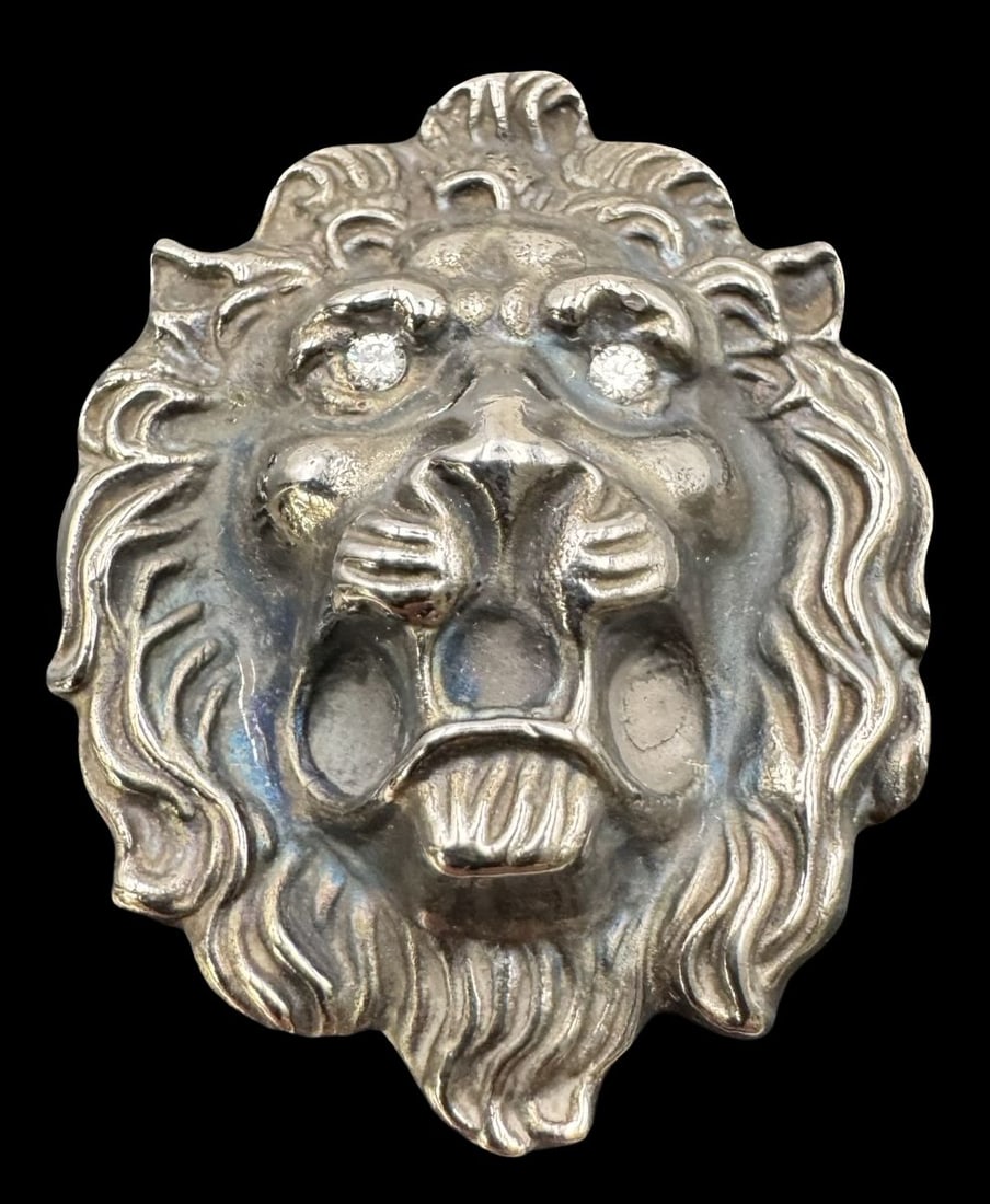 Very Unusual Vintage European Sterling Silver & Diamond Lion Head Silk Scarf Holder: Very good vintage condition with minor patina according to age. Measures approx. 2" long x 1 1/2" wide and weighs ca. 23.4 grams; diamonds ca. 0.12ct. Tested for Sterling Silver.