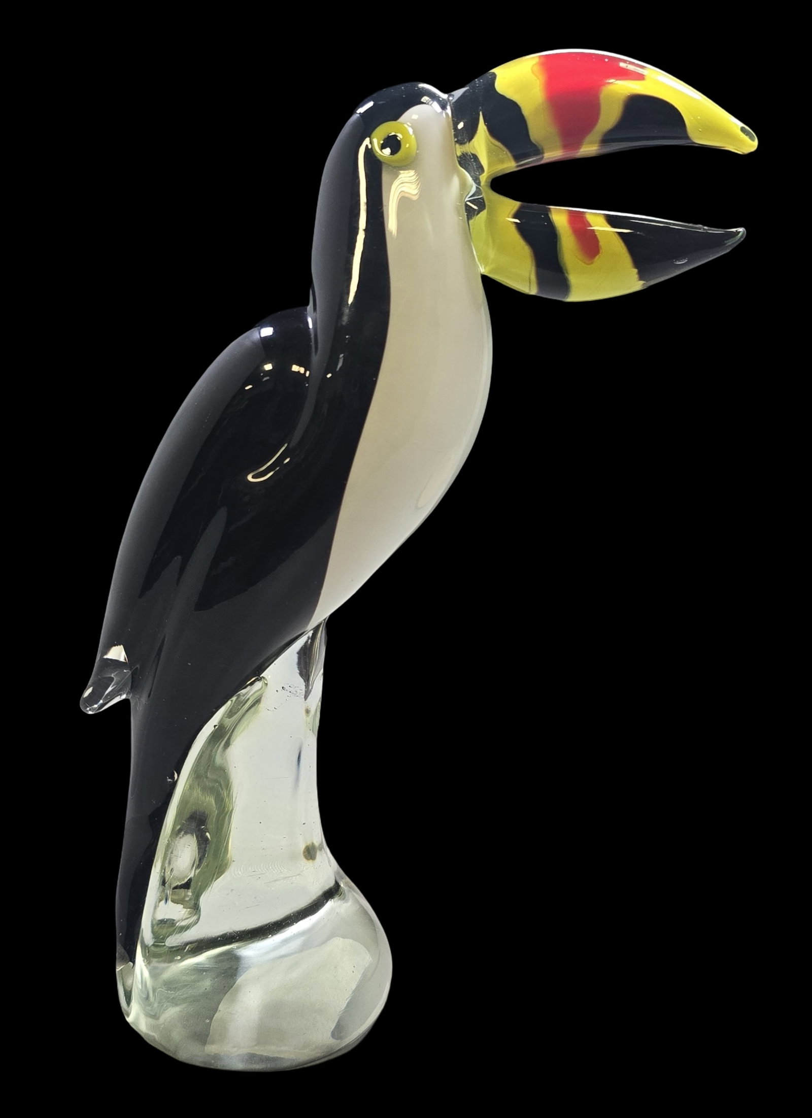 Large Vintage Mouthblown Murano Art Glass Toucan Bird Sculpture: Very good vintage condition; no chips, cracks, or repairs. Measures approx. 11 1/2" high x 8" wide.