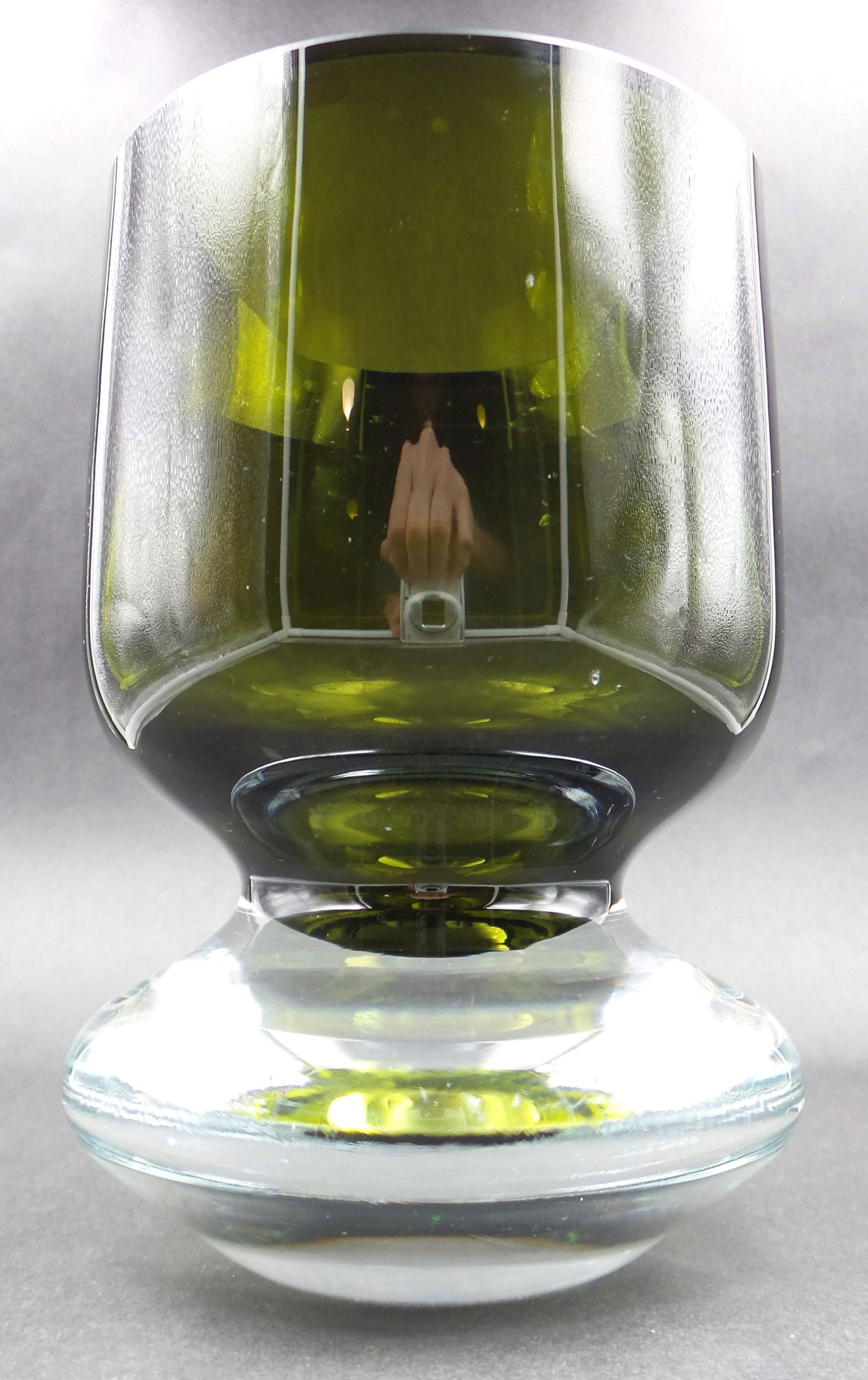 Vintage Mid-Century Modern WATERFORD Hand Made in Poland Green Art Glass Vase (1 of 7)