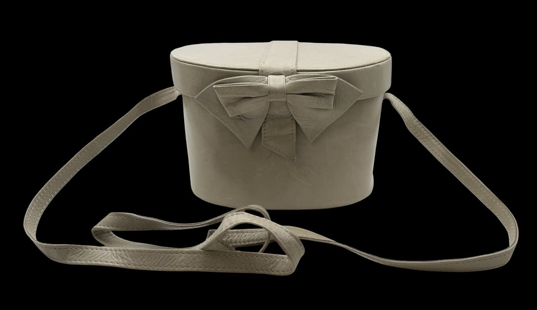 Vintage VITTORIO RICCI Handmade in Italy Beige Small Leather Bag (1 of 5)