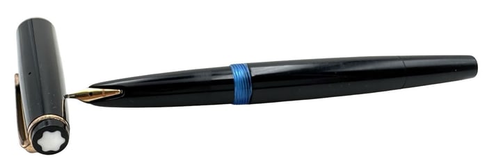 Vintage Black MONT BLANC Fountain Pen /w 14K Gold Nib