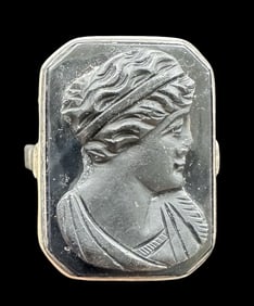 Vintage Sterling Silver Ring /w Black Gemstone Cameo Portrait of a Women