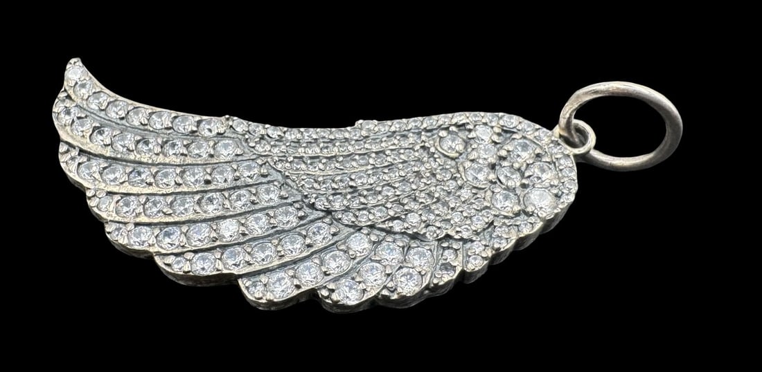 Modern QUEEN BABY Sterling Silver Wing Pendant Charm /w Cubic Zirconia (1 of 4)