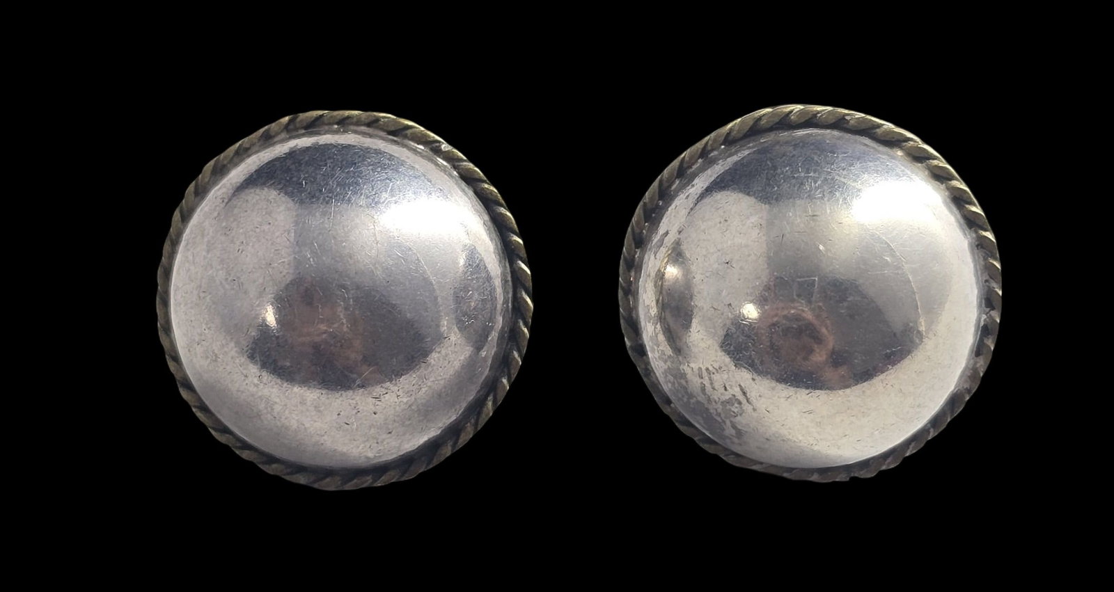 Vintage TAXCO Mexico Sterling Silver Dome & Twisted Rope Studio Earrings (1 of 4)