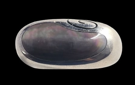 Very Unusua Mid-Century Modern Sterling Silver & Mother of Pearl Ring