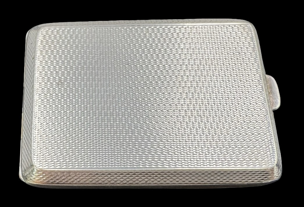 Vintage British Sterling Silver Cigarette Case /w Gilt interior (1 of 4)