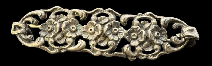 Vintage European Pierced 800 Silver floral Design Bar Brooch