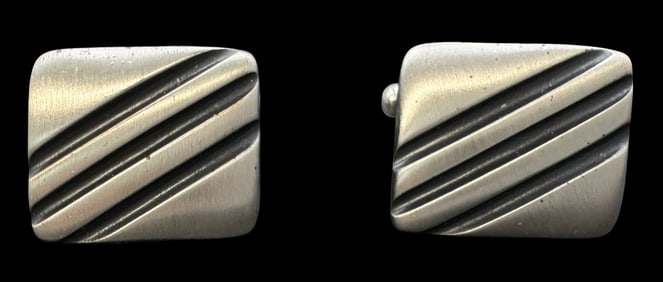 Stylish Vintage Silver Metal Cufflinks