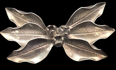 Vintage European 830 Silver Pin /w Flower Buds and Leaf Design