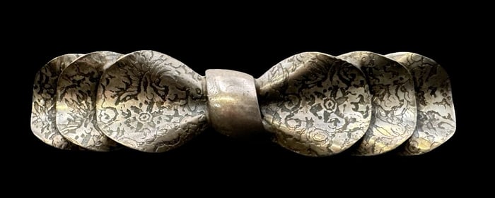 Unusual Vintage Hand Etched Scandinavian 830 Silver Bow Brooch