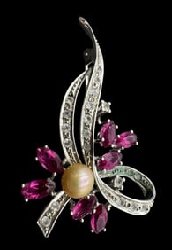 Beautiful Vintage Silvertone Metal & Pink/Clear Rhinestone Costume Jewelry Brooch