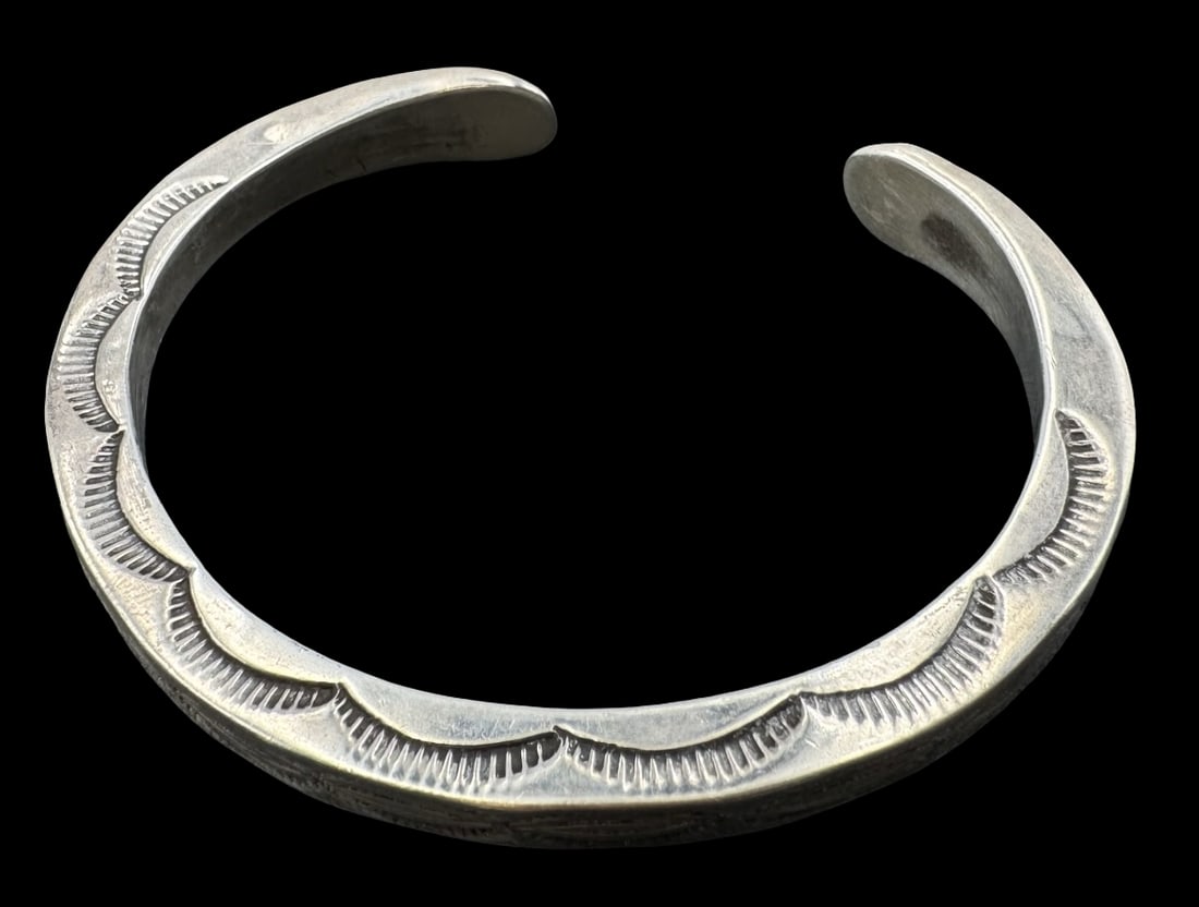 Vintage Native American Navajo Sterling Silver Stamped Cuff Bracelet (1 of 4)