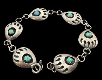Vintage Native American Sterling Silver & Turquoise Bear Paw Panel Bracelet