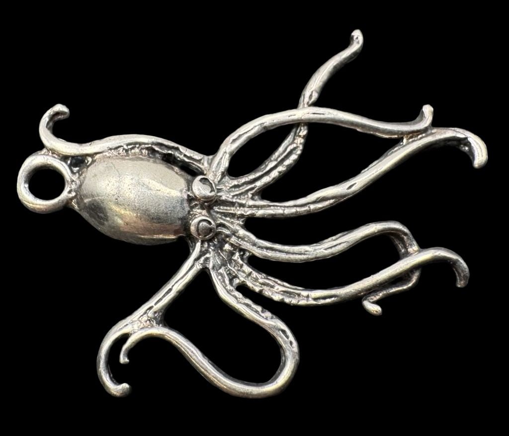 Unusual Vintage Sterling Silver Octopus Pendant (1 of 3)