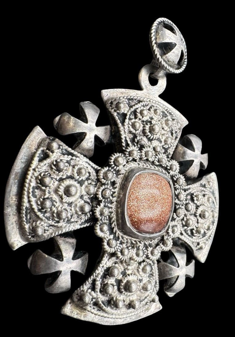Rare Vintage 980 Filigree Silver & Aventurine Jerusalem Cross Pendant (1 of 2)