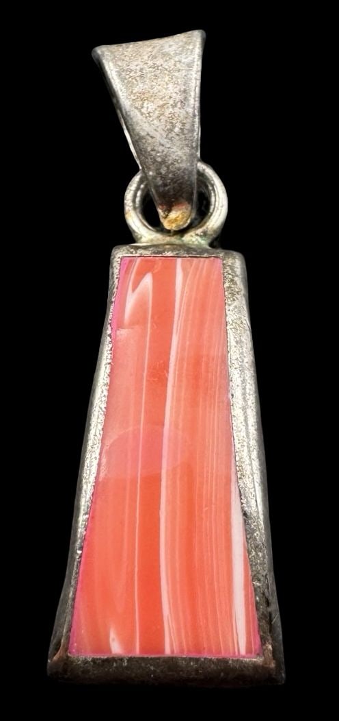 Vintage Mexican Sterling Silver & Red Coral Designer Pendant: Very good vintage condition with minor patina according to age. Measures approx. 1 3/8" long x 1/2" wide and weighs ca. 3.9 grams. Marked for Sterling Silver.