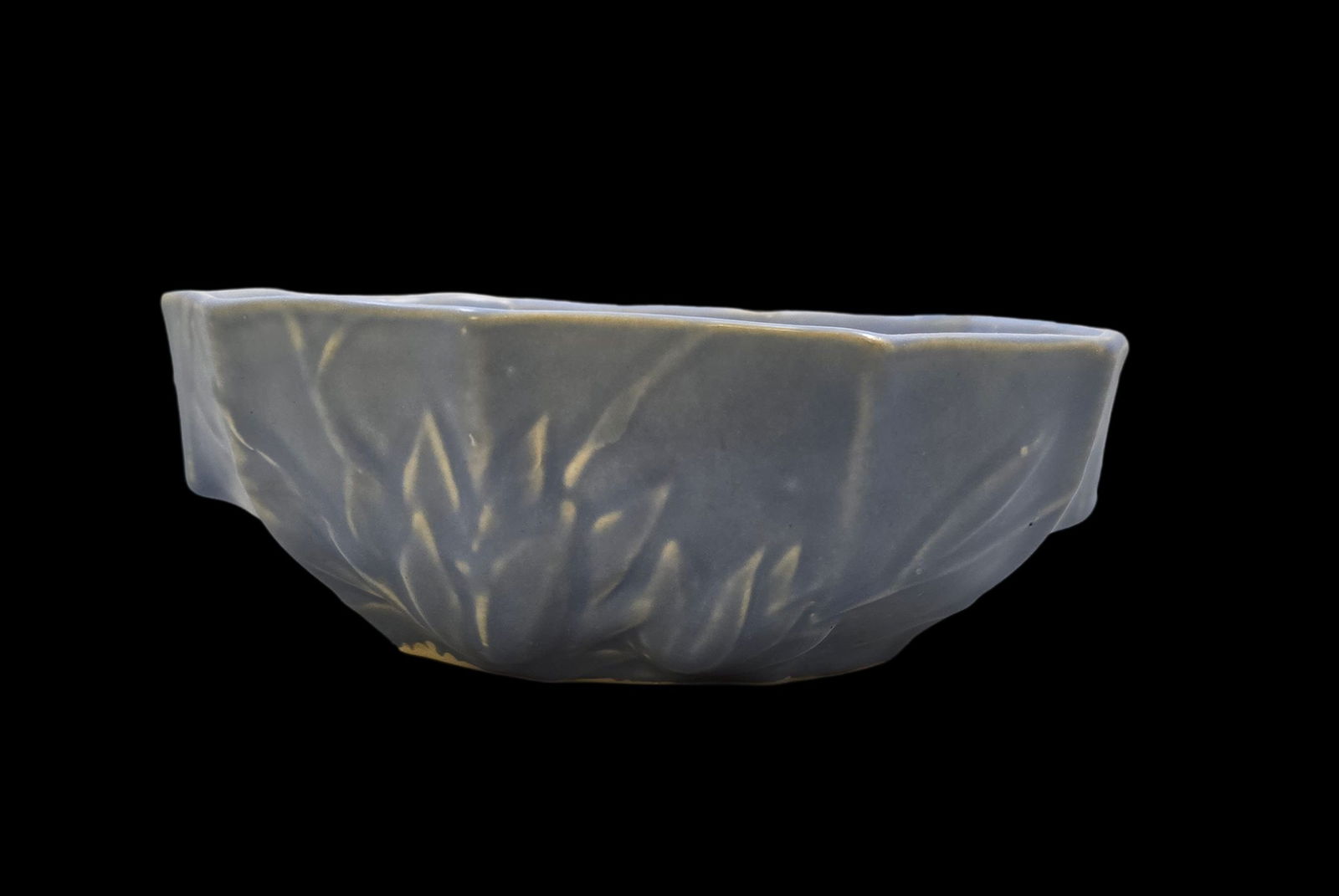 Vintage Mid-Century NELSON MCCOY Blue Art Pottery Console Bowl: Very good vintage condition with minor wear according to age, please see pictures. No cracks or repairs. Measures approx. 3" high x 9" wide. Marked.