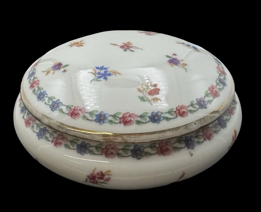 Vintage PAUL PASTAUD Limoges France Handpainted Porcelain Trinket Box: Very good vintage condition. No chips, cracks or repairs. Measures approx. 4 1/4" in diameter x 2" high. Signed For PAUL PASTAUD France.