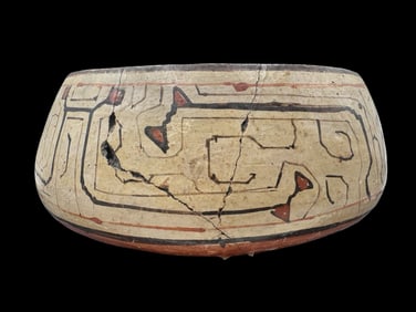 Antique Pre-Columbian Peruvian Shipido-Conibo Pottery Bowl