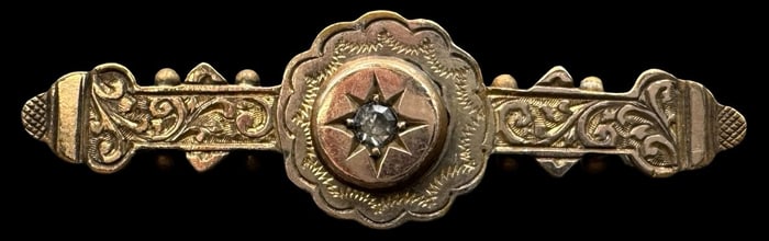 Ornate Antique Gold Plated Bar Brooch & Clear Gemstone