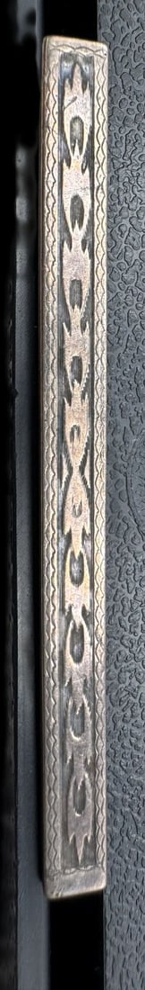 Ornate Vintage Sterling Silver Bar Brooch: Very good vintage condition with minor patina according to age. Measures approx. 2 1/4 " long and 1/8 " wide & weighs ca. 5.1 grams. Marked for Sterling Silver. SHIPPING: We ship in-house and charge a