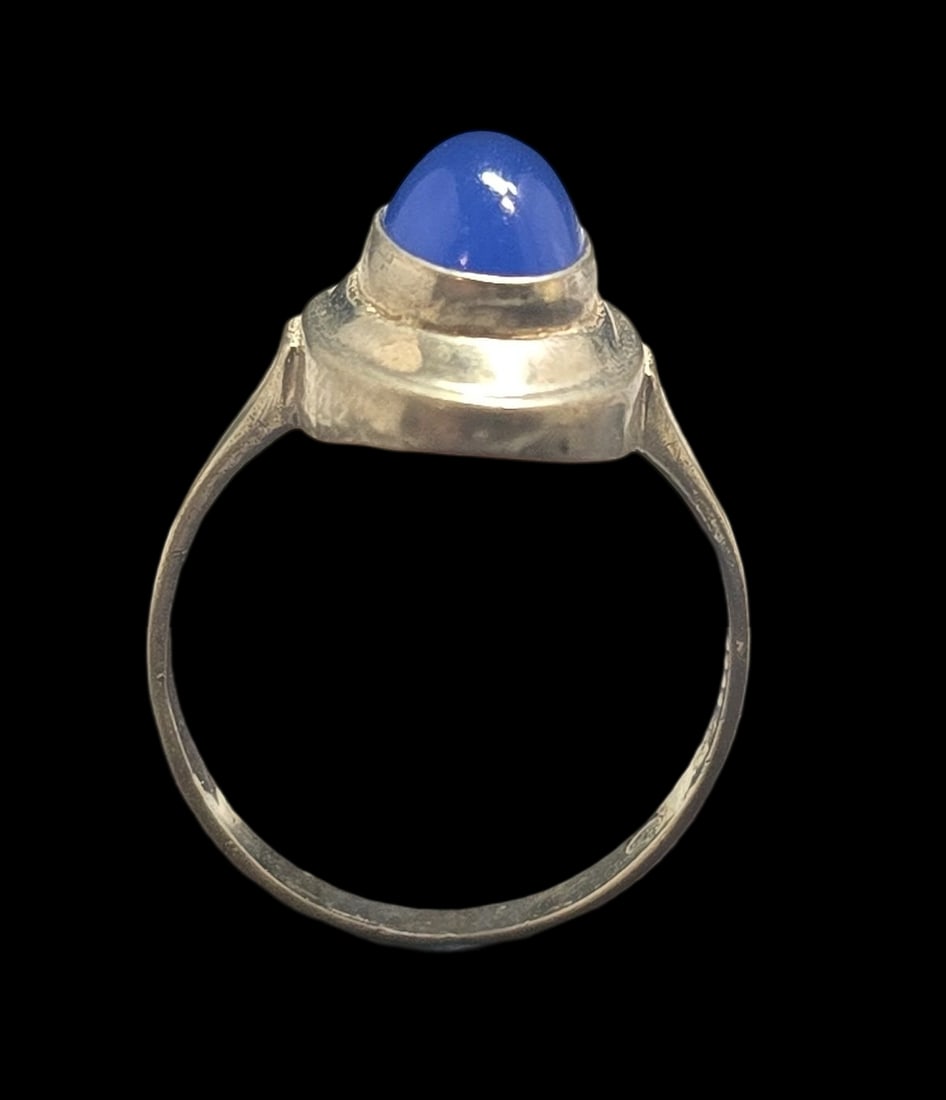 Beautiful ca. 1940 W. FREY & CO Germany European 835 Silver & Blue Gemstone Ring: Very good vintage condition with minor patina and wear according to age. The ring is a size 5 and weighs ca. 2 grams. Marked for 835 (83.5%) silver and carrying Frey's designer mark. Frey was a well-k