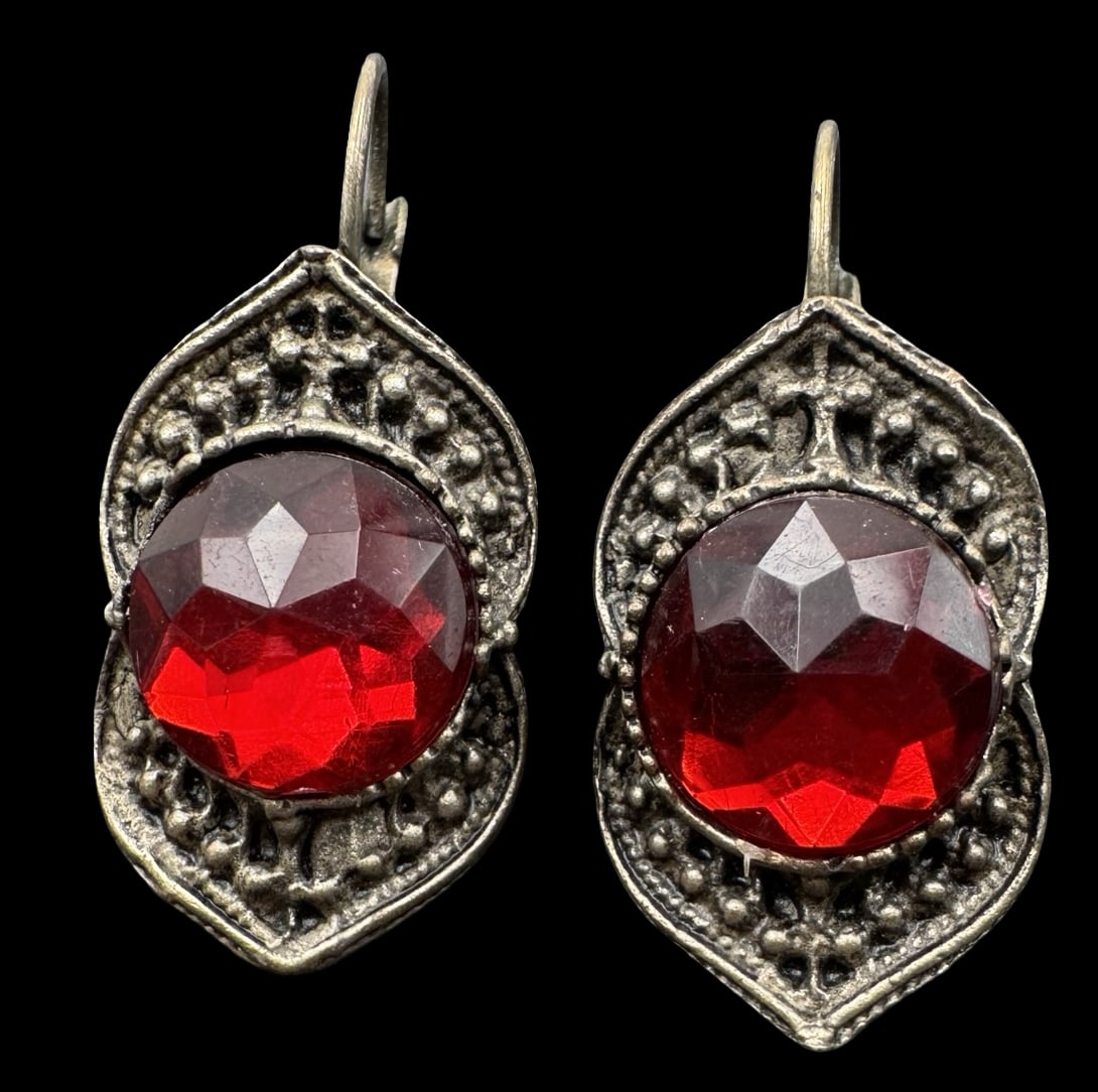 Vintage Costume Jewelry & Red Rhinestone Earrings: Very good vintage condition with minor patina according to age. Each easures approx. 1 1/2" long and 5/8" wide & they jointly weigh ca. 8.9 grams. SHIPPING: We ship in-house and charge a flat fee of $