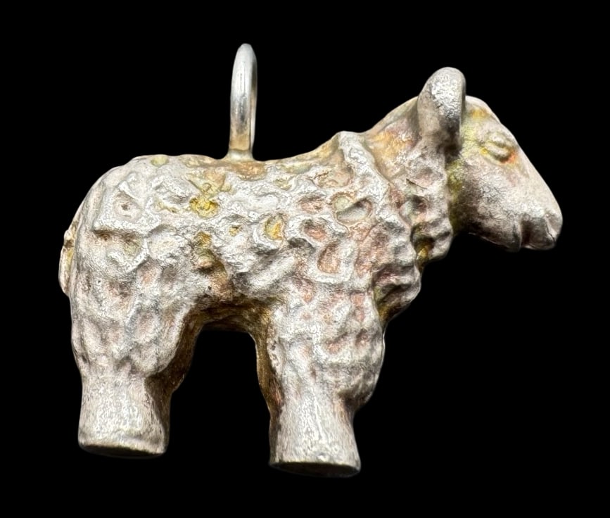 Vintage Sterling Silver Sheep Pendant Charm: Very good vintage condition with minor patina according to age. Pendant measures approx. 1" long and 3/4" wide & weighs ca. 10.6 grams. Tested for Sterling Silver. SHIPPING: We ship in-house and charg