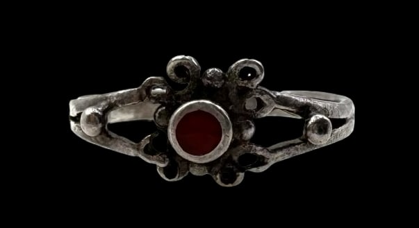 Vintage Sterling Silver & Gemstone Ring: Very good vintage condition with minor patina according to age. The ring is a size 3.5 and weighs ca. 1 gram. Marked for Sterling Silver. SHIPPING: We ship in-house and charge a flat fee of $12 for an