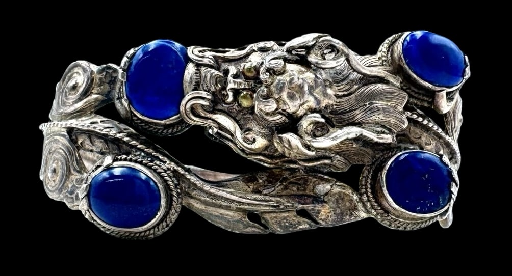 Very unusual Vintage Sterling Silver & Lapis Lazuli Dragon Bracelet (1 of 6)