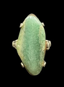 Vintage Sterling Silver & Green Gemstone Ring