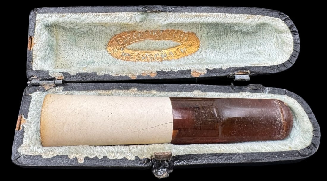 Vintage European Meerschaum & Amber Cigar Holder in Orginal Fitted Case: Very good vintage condition. no cracks or repairs. Measures approx. 3 1/8 " high & 5/8" wide.Meerschaum have 2 chips. SHIPPING: We ship in-house and charge a flat fee of $12 for any order of 5 small i