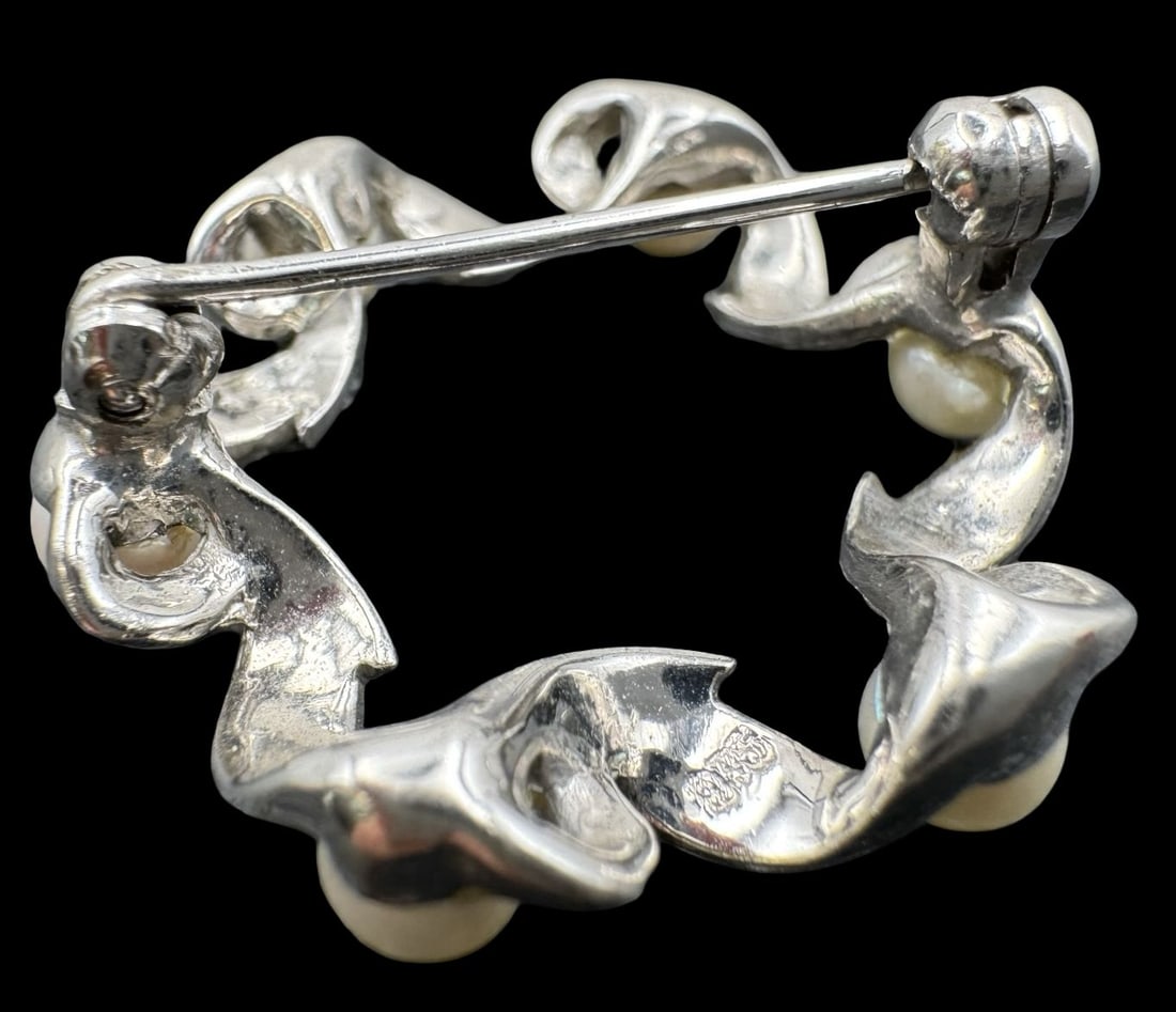Vintage European 835 Silver & Pearl Wreath Brooch: Very good vintage condition with minor patina according to age. Measures approx. 1 1/8" in diameter and weighs ca. 5.3 grams. Marked for 835 Silver. SHIPPING: We ship in-house and charge a flat fee of