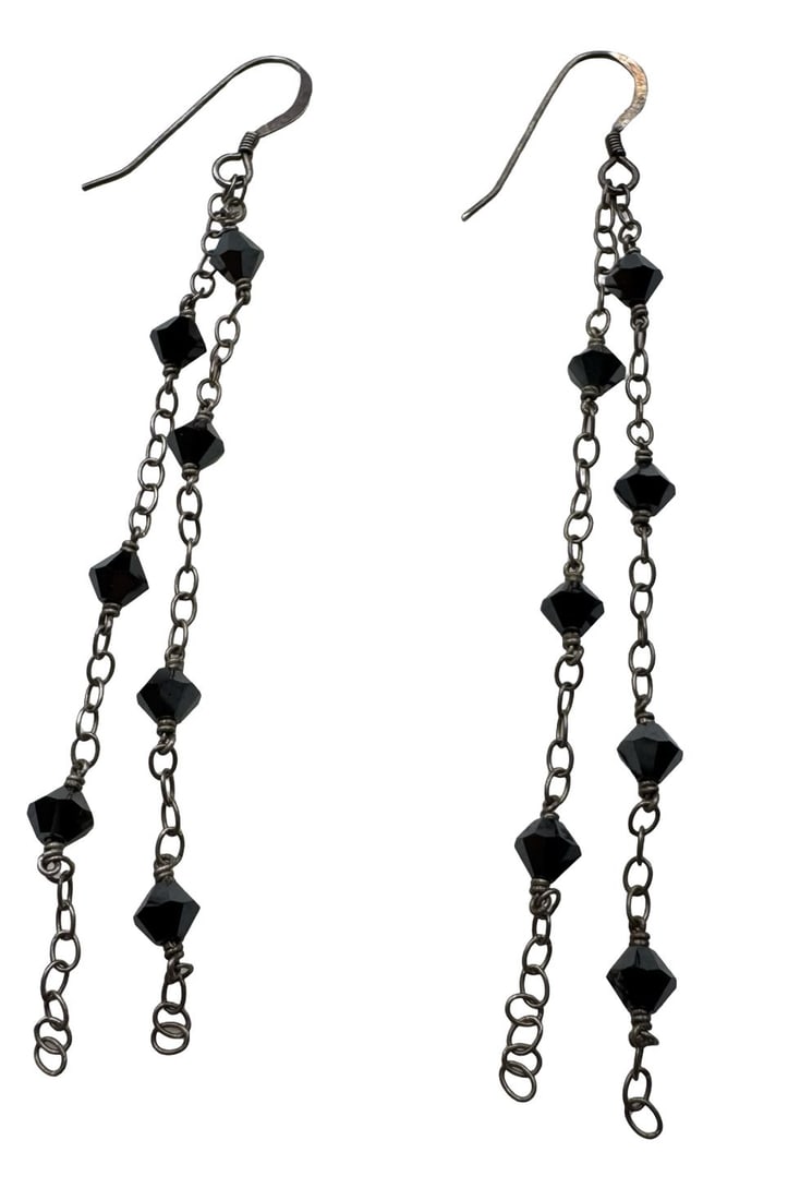 Stylish Vintage European 800 Silver & Black Onyx Drop Earrings: Very good vintage condition with minor patina according to age. Measures approx. 3" long and weighs ca. 2.1 grams. SHIPPING: We ship in-house and charge a flat fee of $12 for any order of 5 small item