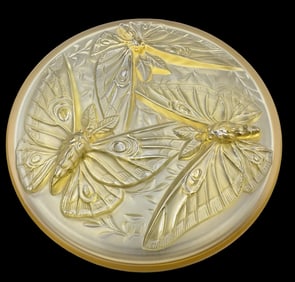 Rare Vintage Art Deco French VERLYS Yellow Satin Glass Butterfly Moth Dresser Powder Jar