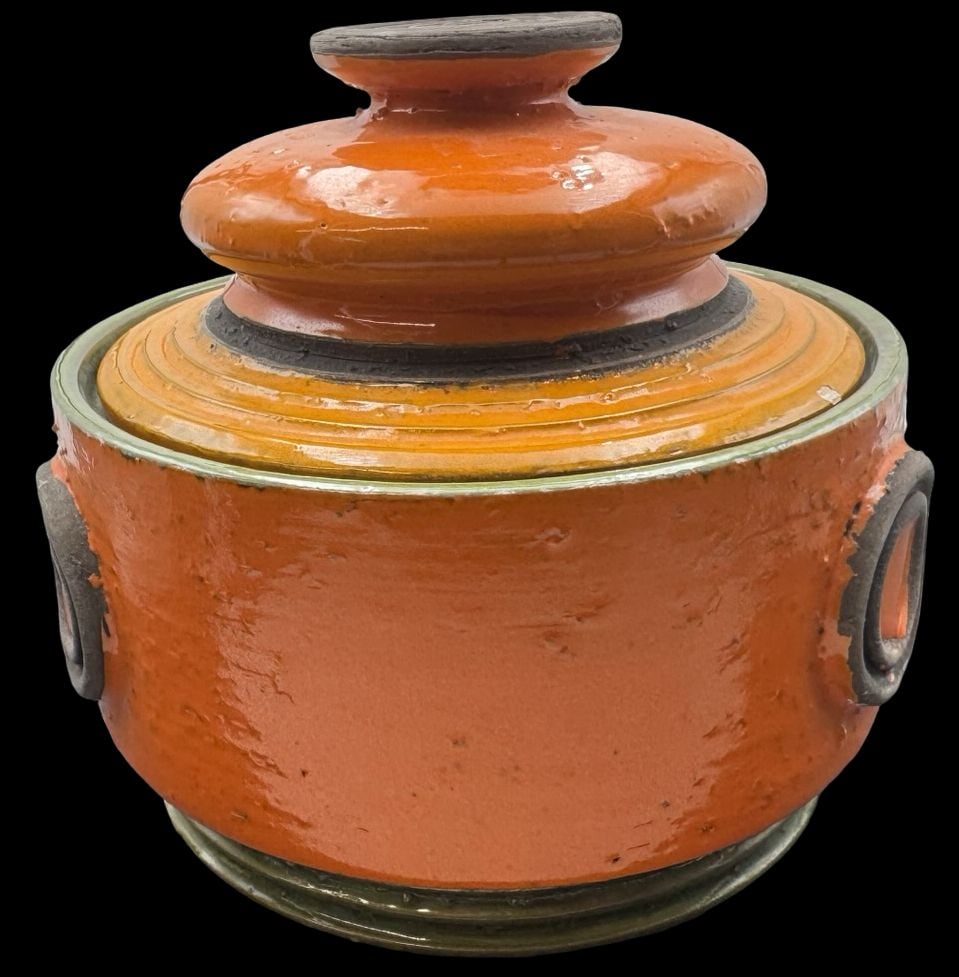 Vintage Mid-Century Italian Terra Cotta Art Pottery Crock /w Lid: Very good vintage condition. No cracks or repairs; small chip to top of lid rim (see pictures). Measures approx. 9 1/2" in diameter x 6 /12" high. Marked "Italy".