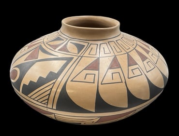 Vintage Mexican MATA ORTIZ Hand Painted Ceramic Pottery Vase