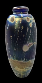 Vintage BRIAN MAYTUM Oil Spot Design Irisdescent Blue Art Glass Vase
